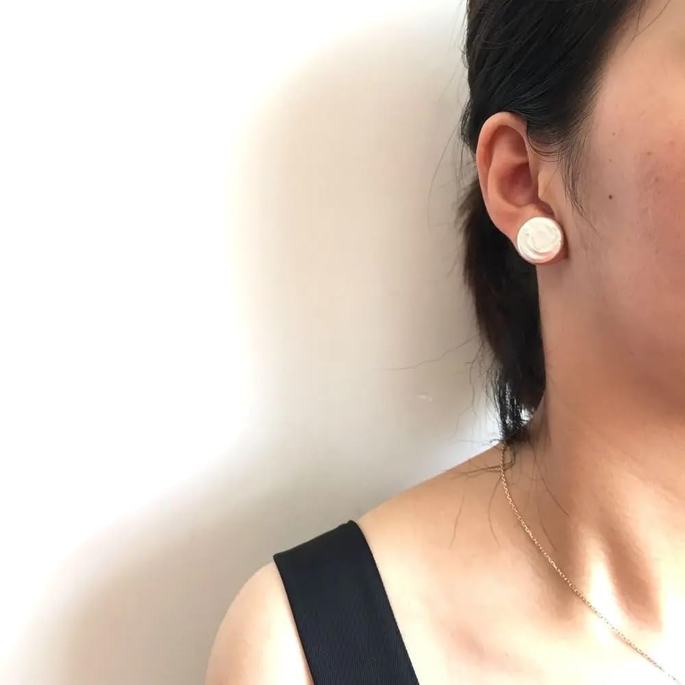 Natural White Freshwater Pearls Stud Earrings Color Good Sheen Flat Round Buttons Coin Shape
