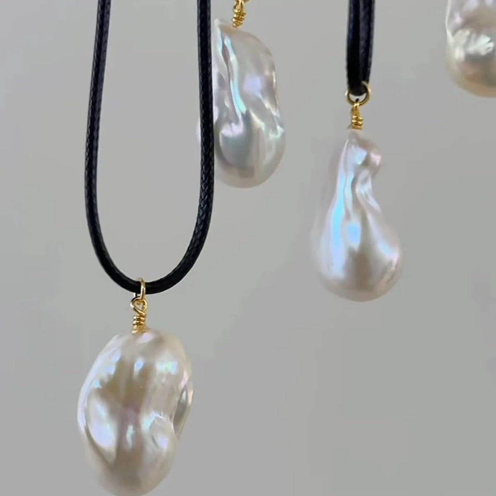 Natural Freshwater Baroque Pearl Pendant Necklace Black Rope