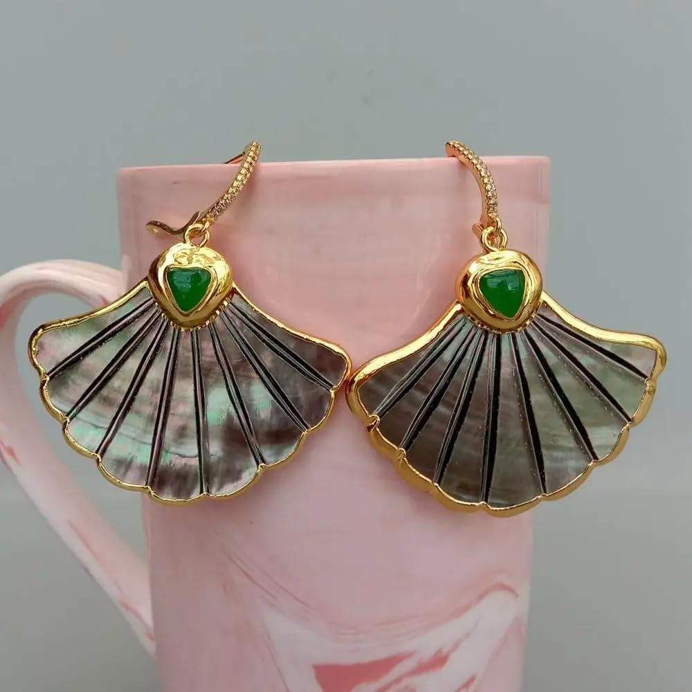 Natural Black Shell Carved Mother Of Pearl Green Agate Ginkgo Leaves Charm Dangle Earrings