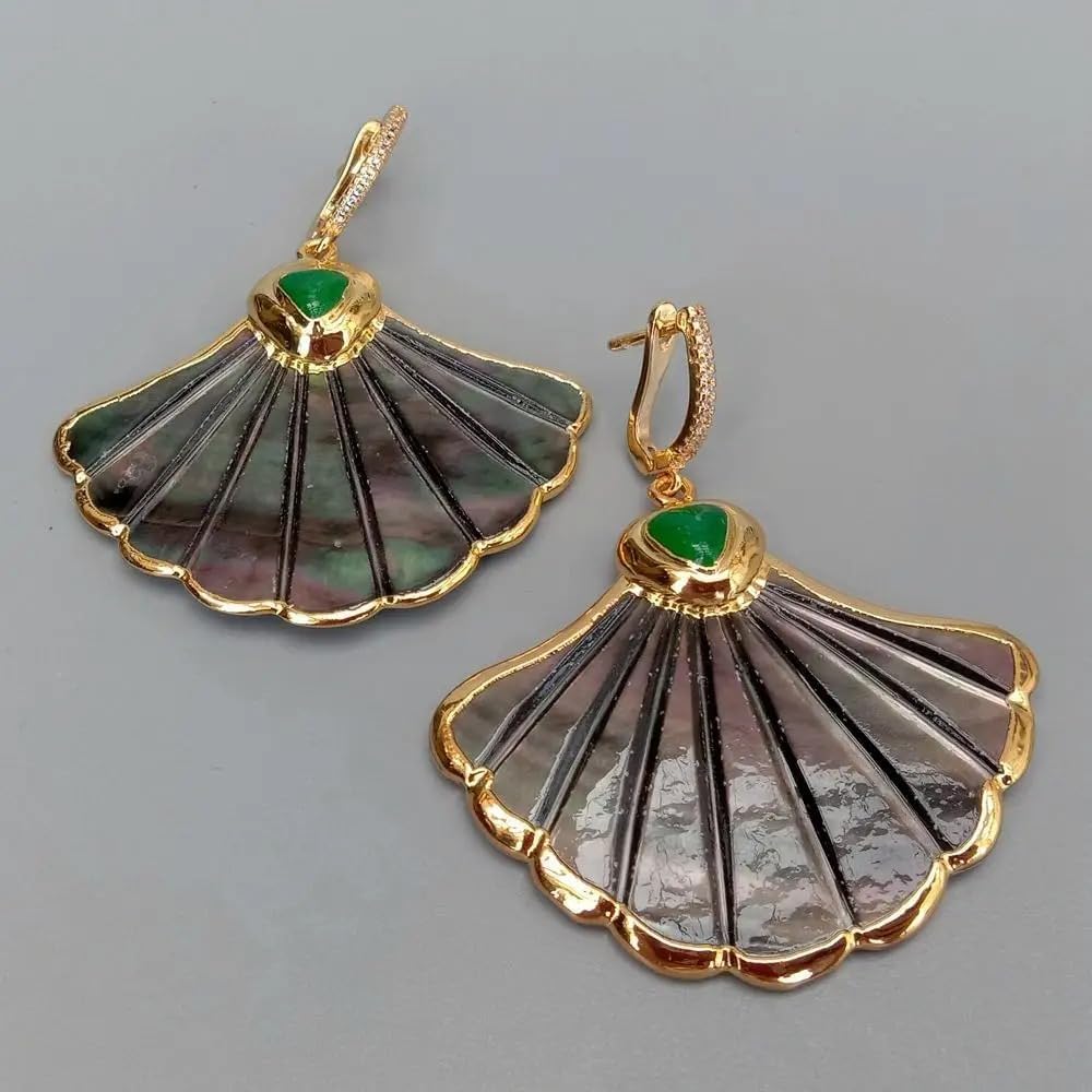 Natural Black Shell Carved Mother Of Pearl Green Agate Ginkgo Leaves Charm Dangle Earrings