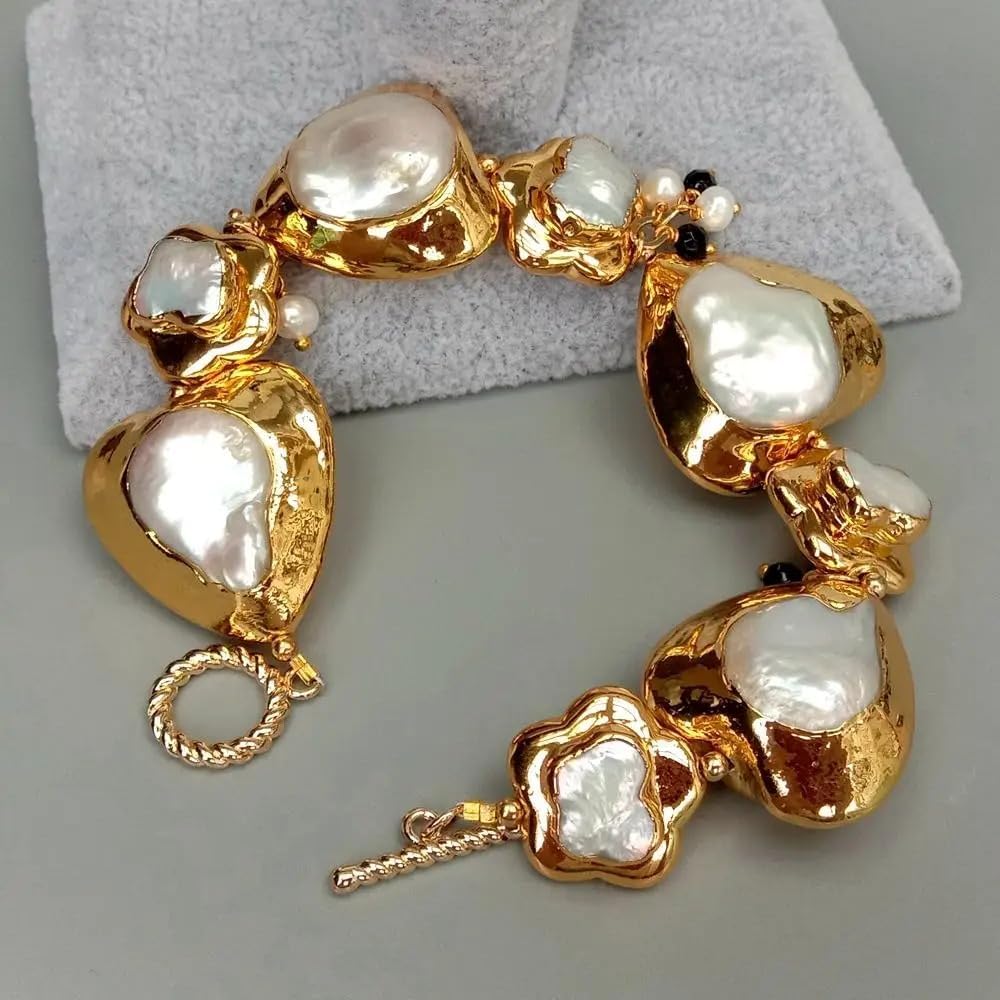 Baroque Pearl Heart Bracelet, 9 Inch Gold Plated Toggle Clasp, White Keshi Pearl with Black Accent Beads