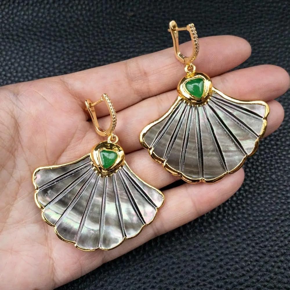 Natural Black Shell Carved Mother Of Pearl Green Agate Ginkgo Leaves Charm Dangle Earrings