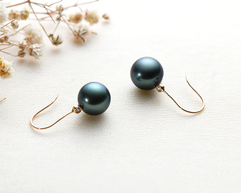 18K Gold Natural Tahitian Cultured 8-9mm Black Pearl Diamond Ear Hook